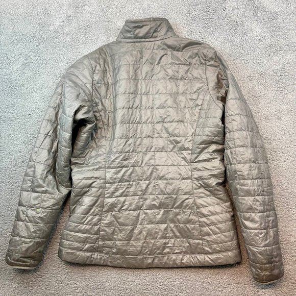 Patagonia Women's Silver Quilted Puffer Jacket - Picture 11 of 12